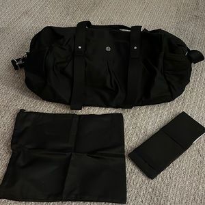 Lululemon Large Travel/Gym Bag Black